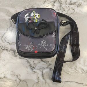 Disney Cruella De Vill Villains 8 inch Crossbody Purse Carry All Shoulder Bag